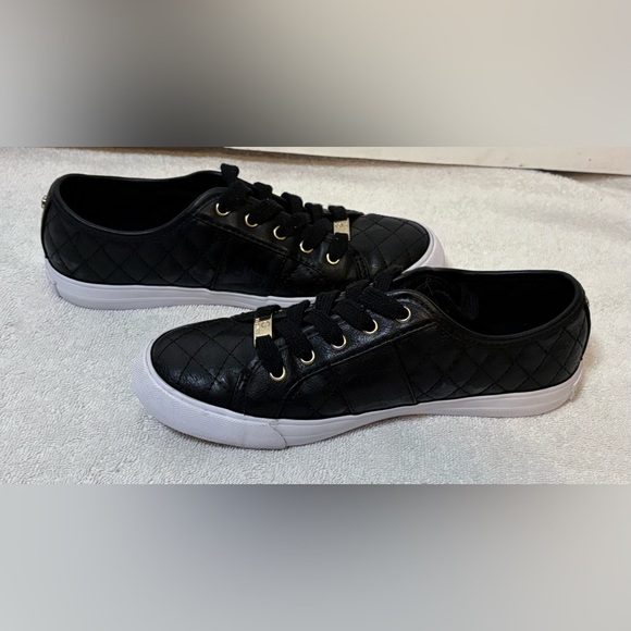 G by Guess Womens Backer2 Low Top Lace Up Black Fashion Sneakers Size 6.5M - Picture 3 of 7